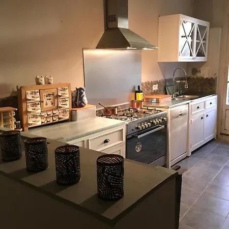 Couette-café D'hotes De L'union Nizas (Herault)